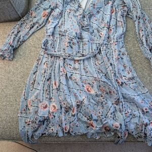LC Lauren Conrad Blue Floral Long Sleeve Dress